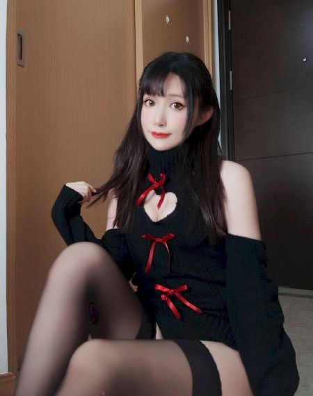 诱人的丰满秘书_HD视频大全